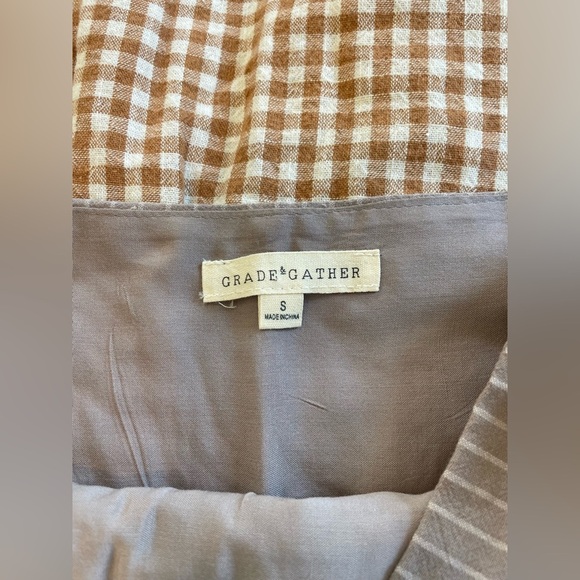 Grade & Gather Gray/Brown And White Striped Mini Skirt with Knot Detail - Picture 3 of 4